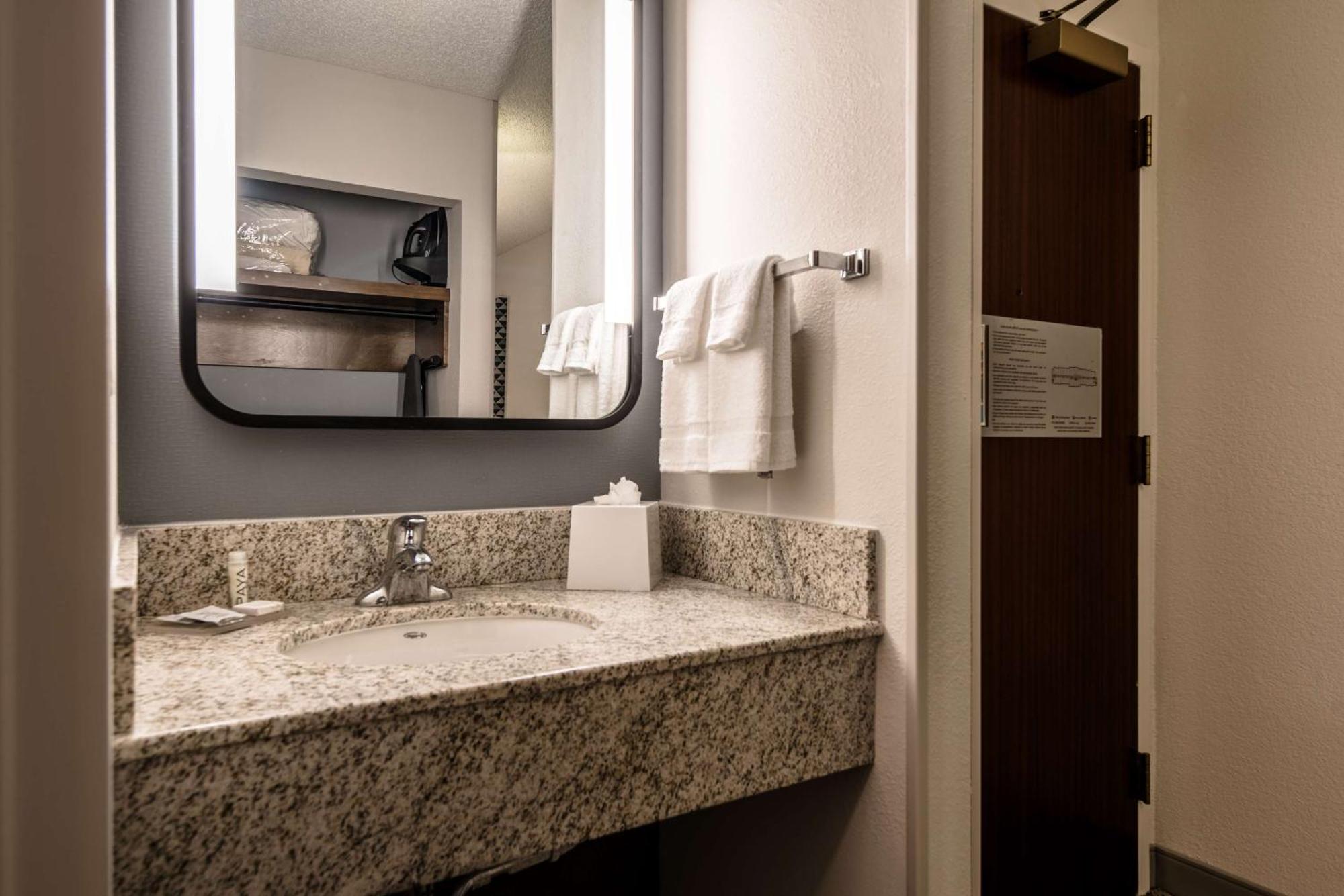 Sonesta Select Dallas Річардсон Екстер'єр фото