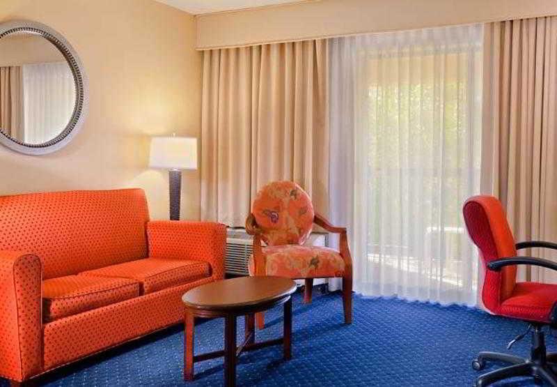 Sonesta Select Dallas Річардсон Номер фото
