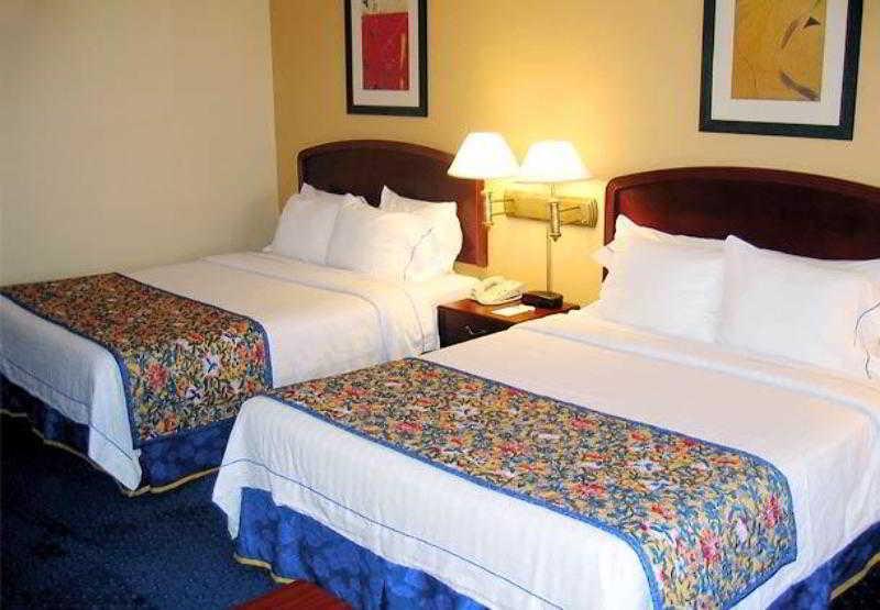 Sonesta Select Dallas Річардсон Номер фото